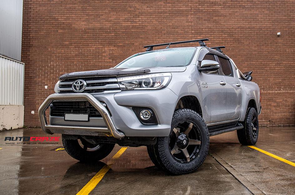 TOYOTA HILUX N80 4WD EXODUS MATTE BLACK TINTED FACE